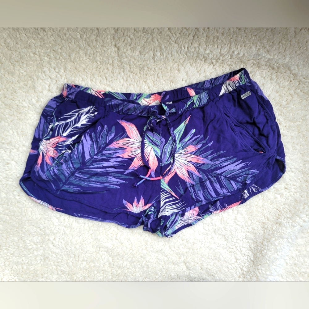 Roxy Beach Shorts Size Med